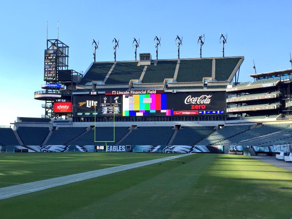ChrisSapardanis's tweet image. Checking out the #stadiumtech @LFFstadium with @ExtremeNetworks #EaglesMobility