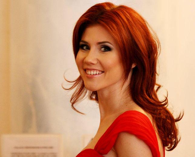 Russian Spy Anna Chapman Who Tried To Seduce Edward Snowden Reportedly A Mom