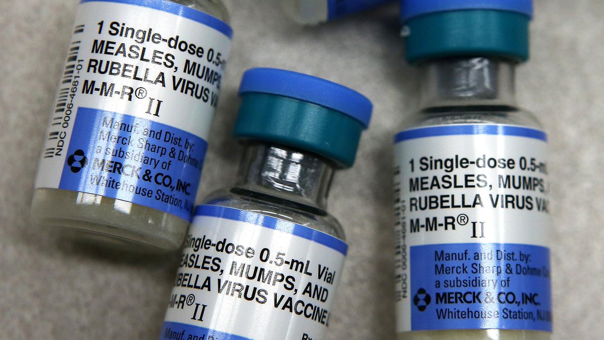 KQED's tweet photo. Why Trump, Paul Are Wrong — 'No Alternative #Vaccine Schedule' http://t.co/Hcu5MI06Ru Via @KQEDHealth http://t.co/10KUOUH1T6