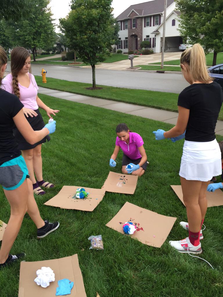 deperegg's tweet photo. Purple pod having fun with tie dye💜🌀⛳️ http://t.co/sXIIDZhwxK