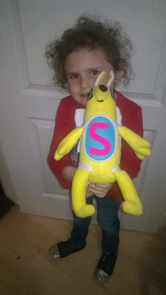 kelfantastic's tweet photo. @recbgl Lucy LOVES this challenge! #NumberHunter http://t.co/ga9QR6bLGH