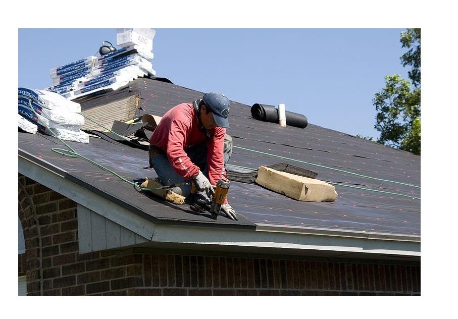 NEW BLOG - Don't get caught up in roofing scams - take these tips!
#roofingscam
theroofclinic.com/?p=571