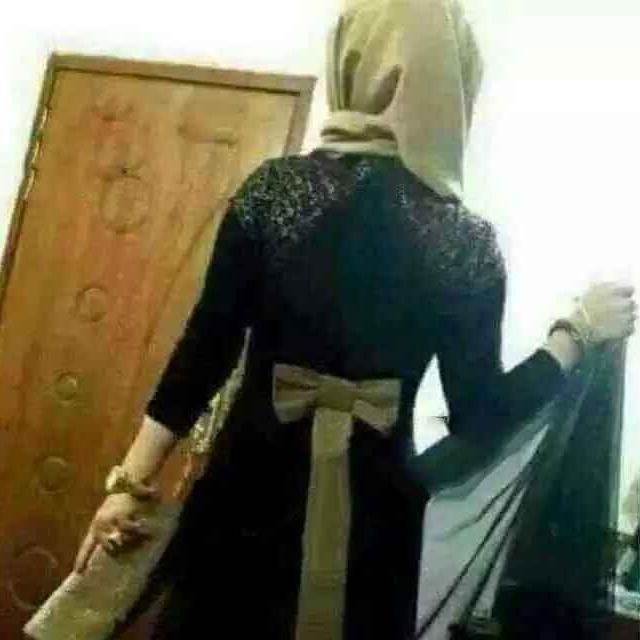 AliaYtyt's tweet photo. حًيِن آتٍظَآهًر بآلّبرود وعدم آلّآهًتٍمٌآمٌ
    وآبديِ بآّﻻلّفُآظَ آلّتٍيِ تٍولّمٌڬ فُآعلّمٌ آنيِ عشقتك لحد الالم.. http://t.co/lgNCEvlx5j