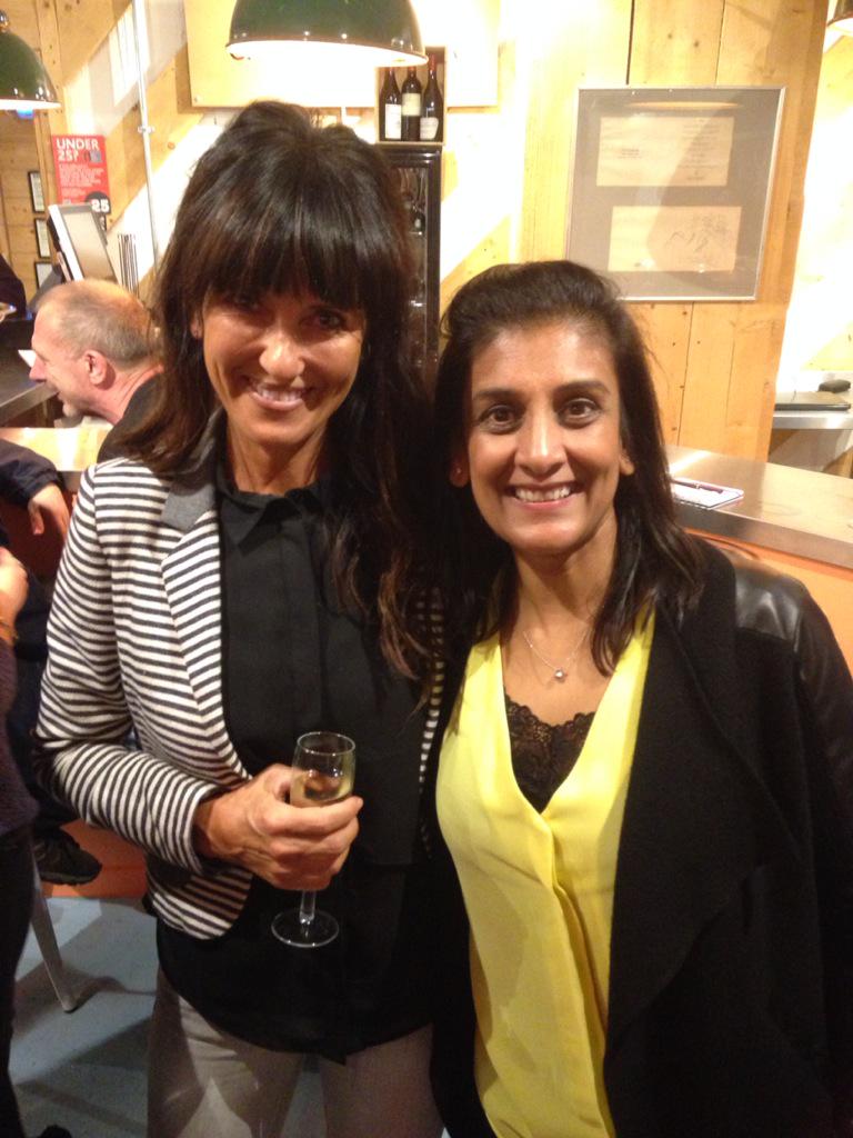 millymollydoes's tweet photo. Great company! Great venue! Great food! @bagshake1 @AboutTD @riverside_walk #kingston http://t.co/P0Iz2Uem8F