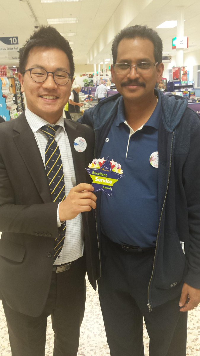 irishmoonth's tweet photo. Fantastic customer service delivered n recognised by customer. Well done Martyn, Legimon n Nick 😊👍👍👍 http://t.co/QqBplHUvhv