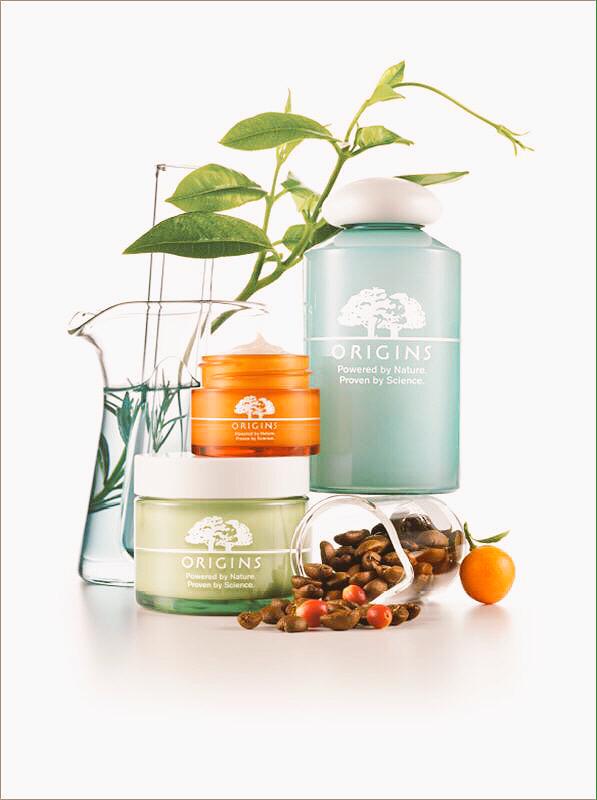 Originsdbenhams's tweet photo. Pamper yourself this weekend @LoveMeadowhall for a free facial in our beauty room plus free samples to take home! http://t.co/pIKjg7SMUL