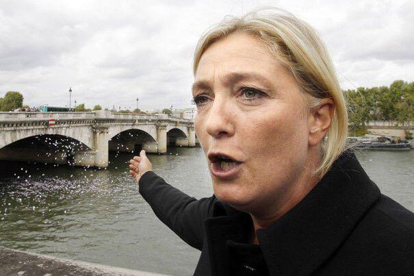 AngeGabrielOff's tweet photo. Quand tu demandes aux ponts de rentrer chez eux http://t.co/kMsf1K1OB0