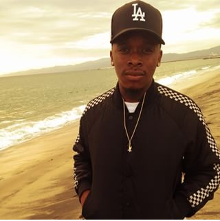 UncleCharles_OC's tweet photo. Happy Birthday 2 U @BLXST  #TIU http://t.co/qUucvQaLaQ