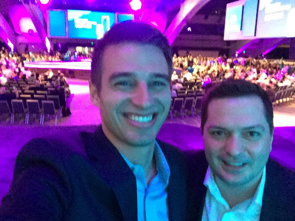 jonaniano's tweet photo. Dynamic DF Demo Duo! Come see the demo magic happen in Moscone South @bschuenemann #DF15 #JoinClubDesk http://t.co/R95VoAtomd