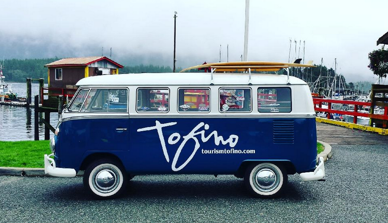 KayePR_Tourism's tweet photo. Fun fly-in story by @Jenniferylarsen via @bcmagazine features @tourism_tofino's #Chestervan http://t.co/JzPDwJm3ot http://t.co/nkmgKmfmVV