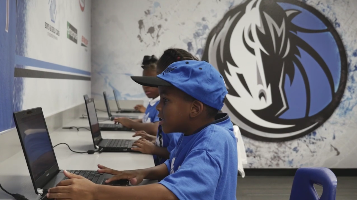 mavsfoundation's tweet photo. Show that Mavs Care &amp; donate today for #NTXGivingDay! Donate Now! 

>>http://t.co/J7YVnGkUHB http://t.co/lMJJgkY5kV