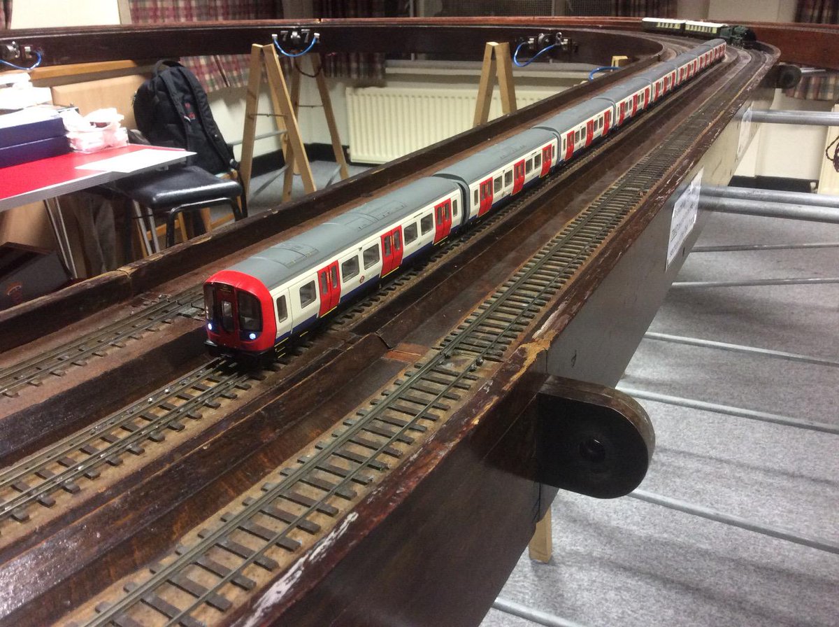 london underground model train set