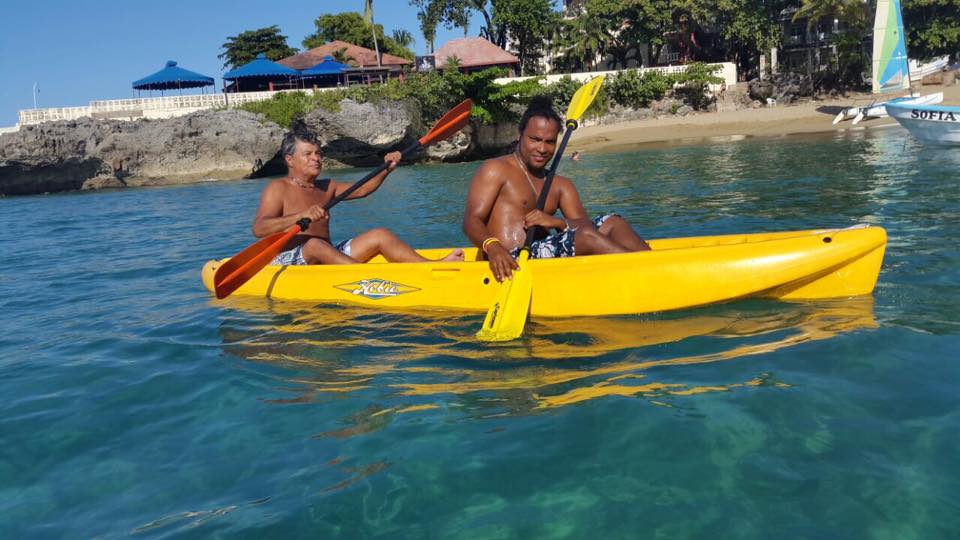 GoDomRep's tweet photo. Share your favorite #TBT moments in #DominicanRepublic for a chance to be a featured fan on our page! http://t.co/D7BxlmNssk