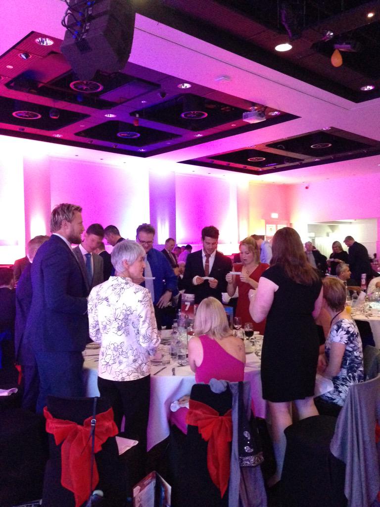 BhamSportAwards's tweet image. Time for a spot of stand up bingo! @SPFoundation19 and #BirminghamOlympicLegacyTour2015 #StandUpSitDown #BIRMSA15