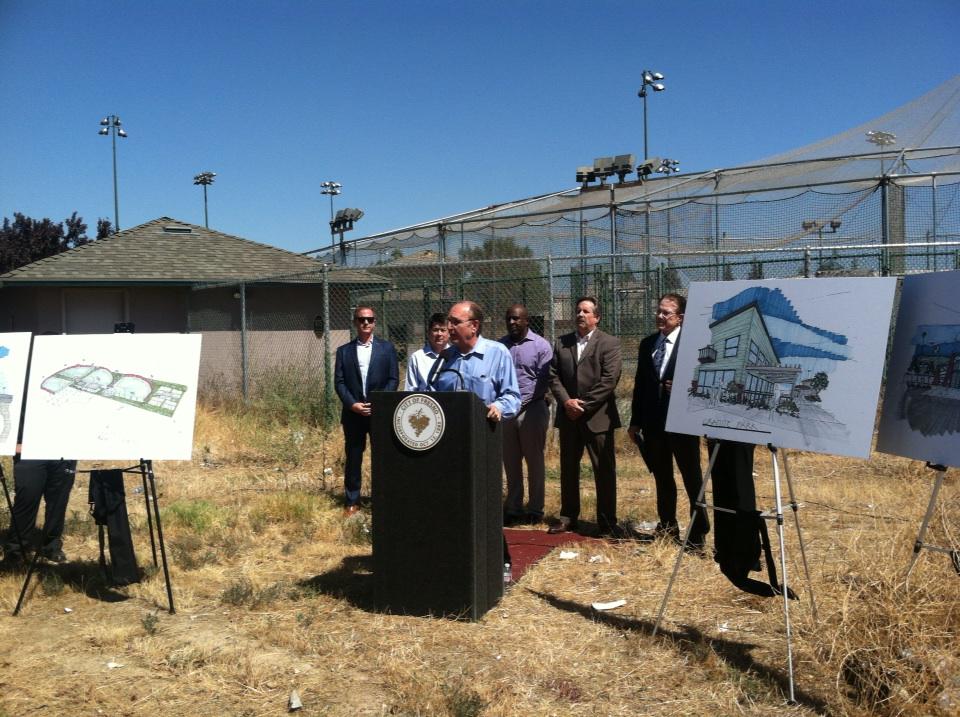 GeorgeHostetter's tweet photo. Council's Brand says GP had lots of ideas over the years, but they all wanted lots of taxpayer money. http://t.co/MyZZFx9TPT