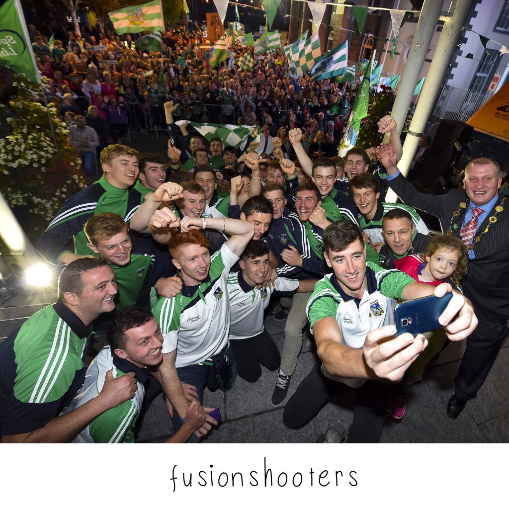 H'on the lads in green. Under 21 homecoming tonight. Congrats lads #limerick #championi