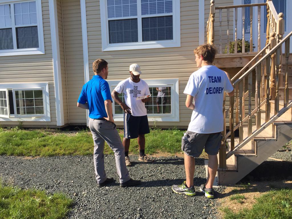 XConservatives's tweet photo. Great day door knocking in Antigonish with @FredDeLorey and XCC members! Lots of support at the doors! #elexn42 http://t.co/cIpHEywwTc