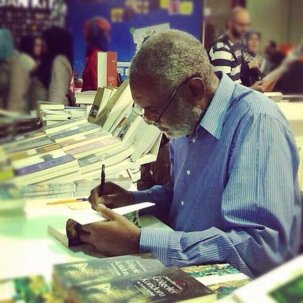 SufiKitap's tweet image. "Diriyi öldür, yani nefsini!
Ölüyü dirilt, yani kalbini!
Bulduğunu yitir, yani dünyayı!
Yitiğini bul, yani ahireti!"