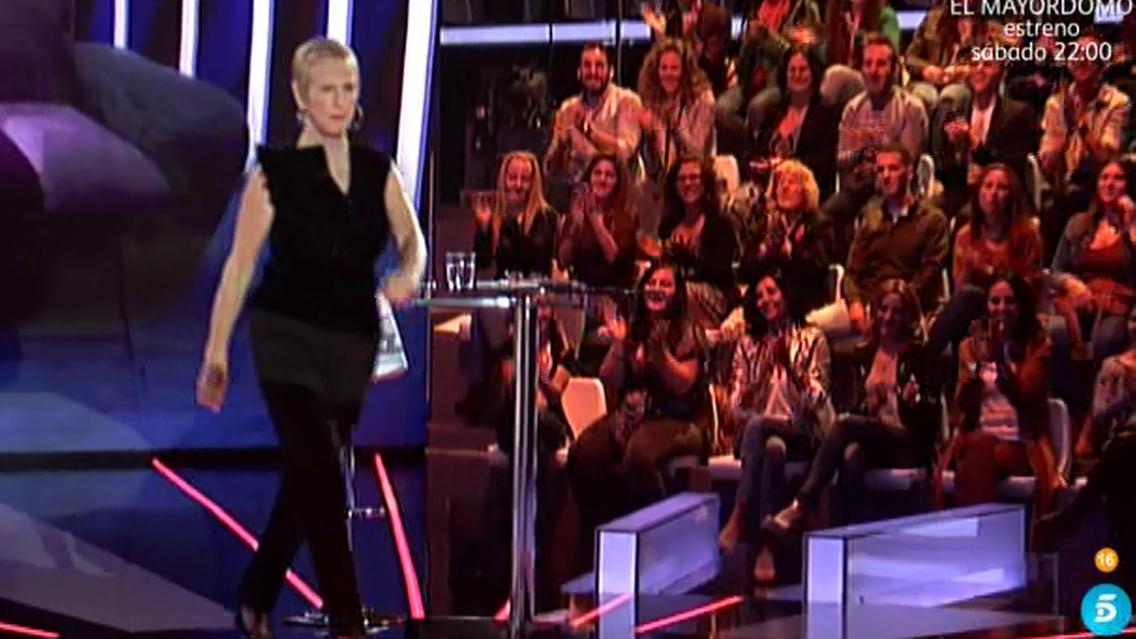 GHmomentazos's tweet photo. #Gala2GH16 Una mesa para Mercedes, ¡hombre ya! http://t.co/XxKwmK9XcI http://t.co/Nz5I0ZrBY3