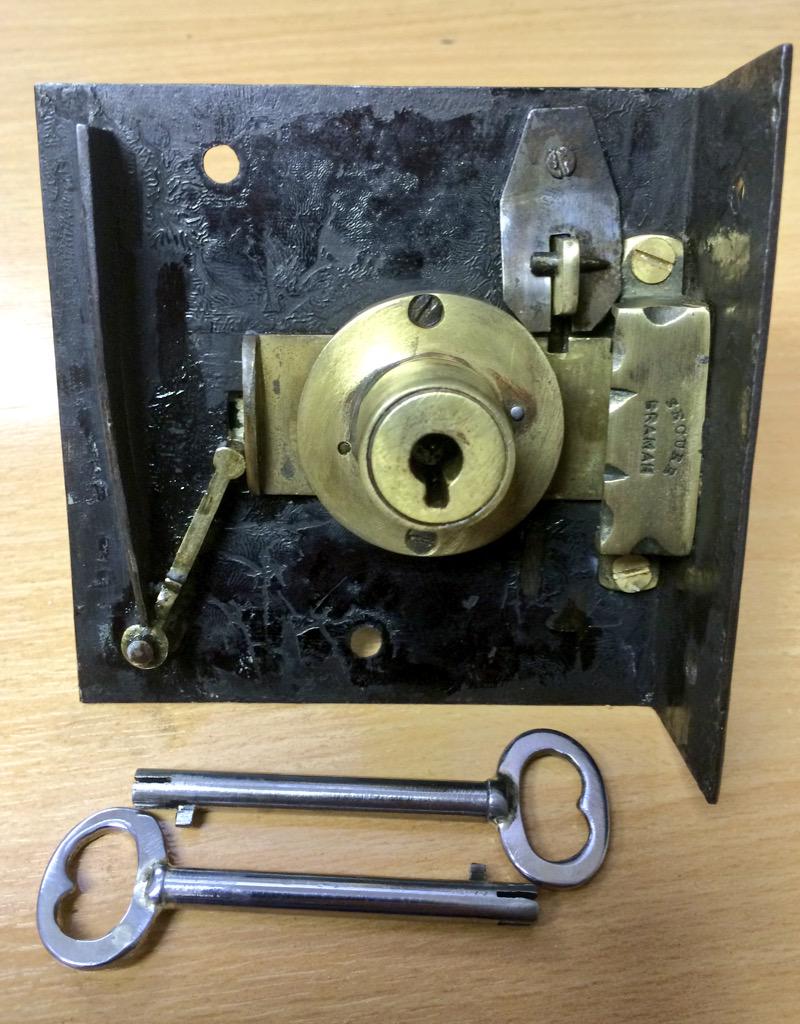 MBL_AI's tweet image. Little gem of a lock through the workshop today - early Bramah cut rim lock restored and ready for another 150 years