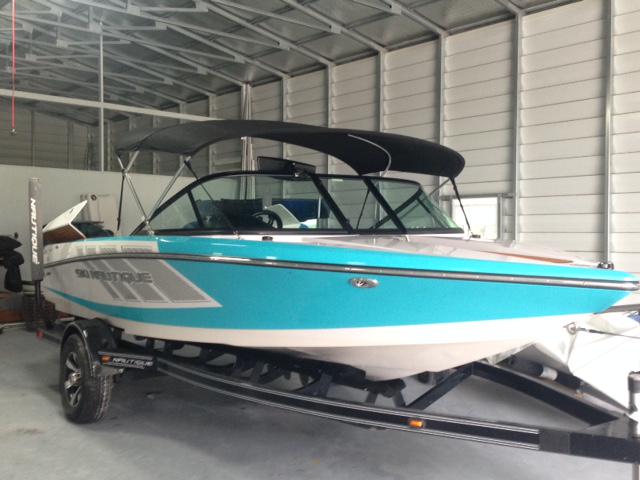 In order to meet the exacting standards of our international customers, a 2nd boat is now ready for any eventuality !