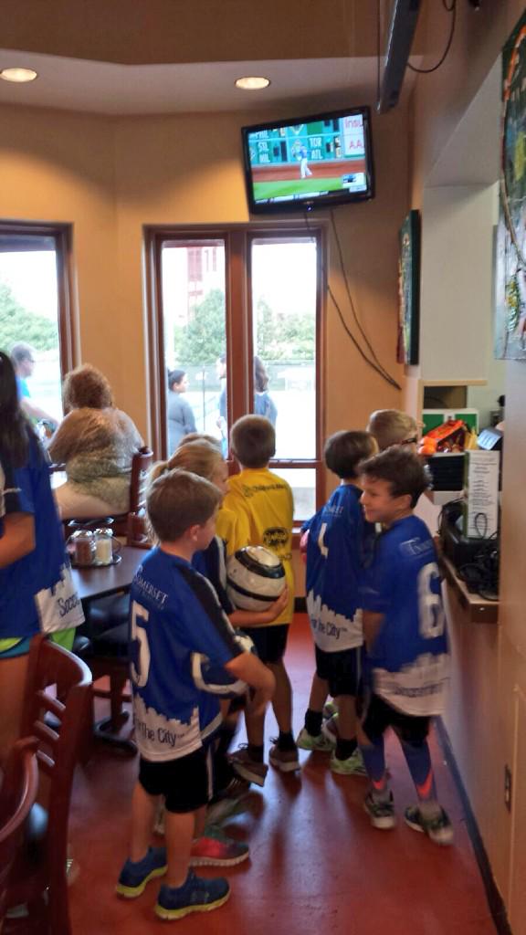 NightDayGourmet's tweet photo. Great time at our soft opening last night @PlazaTennisCtr w/@Minskys Pizza Czar @gzusi & @brooksidesc kids! #soonopen http://t.co/V9nuHYG81E