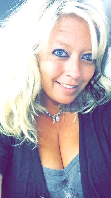 It's Thursday!!! I love the camera...#savannahphair #bbw http://t.co/WrwbOCwMyK<a href="/tag/savannahphair"class="tags">#savannahphair</a><a href="/tag/bbw"class="tags"><span>#bbw</span></a>