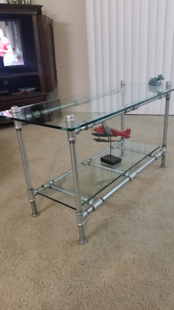 jimfhd's tweet photo. Needed a coffee table for pics of new grandson....off to HD Bradenton FL for galv pipe.
Miss u guys @RacewayHD8465 http://t.co/2A4RwARelP