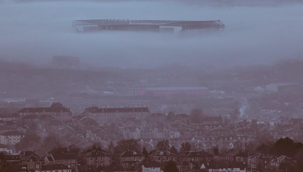 Footballtweet's tweet photo. Celtic Park in the distance. http://t.co/qAbWTGu7Tc