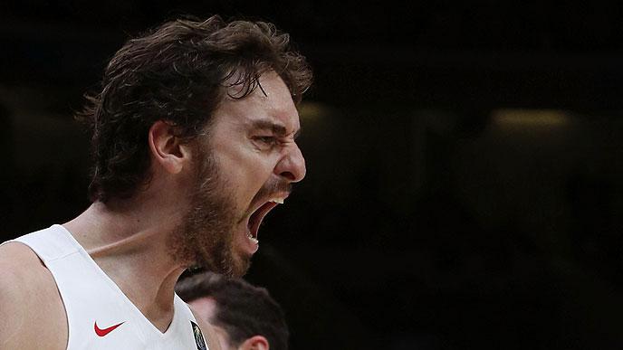 ACBCOM's tweet image. Sombreros fuera ante el mejor jugador de la historia del baloncesto español.
40 puntos.
PAU GASOL.