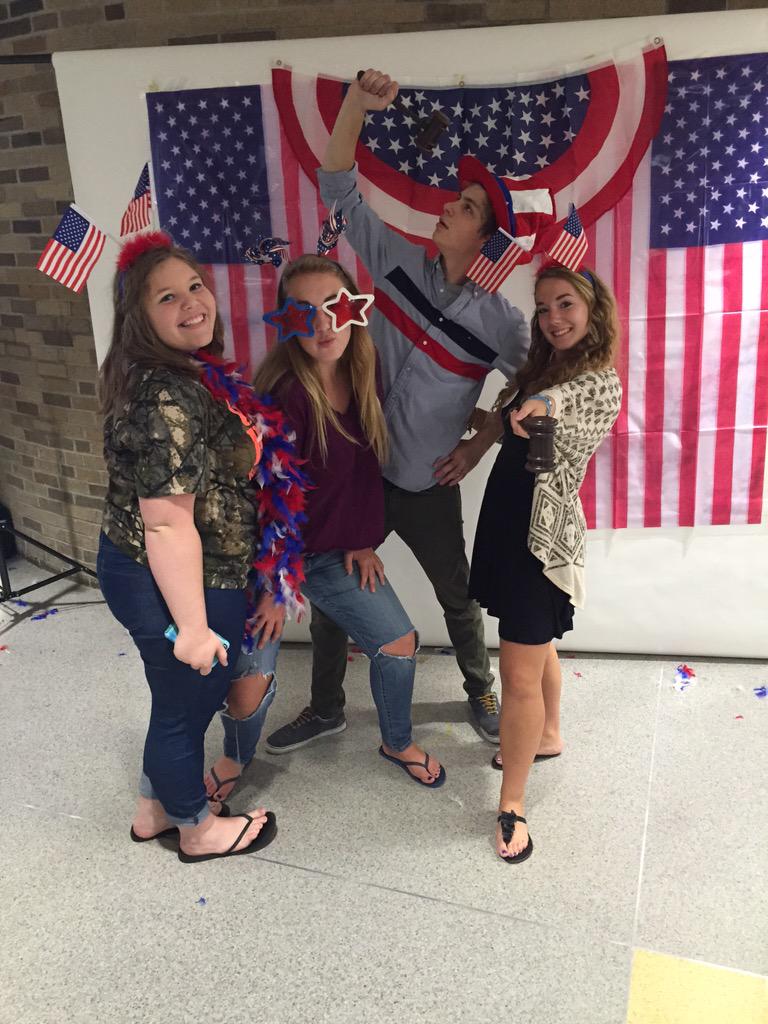 KaitlynLembo's tweet photo. Happy Constitution Day 🇺🇸❤️ #cppspirit http://t.co/PdmWX8BM5i