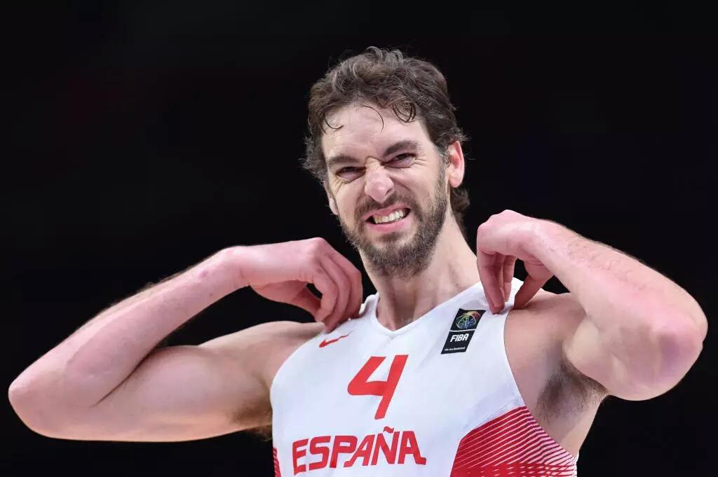 fullbasket_'s tweet photo. 40 puntos
11 rebotes
3 tapones
1 asistencia
11 faltas recibidas

52 valoración. EXTRATERRESTRE 🏀 http://t.co/kOHKHaZBsj