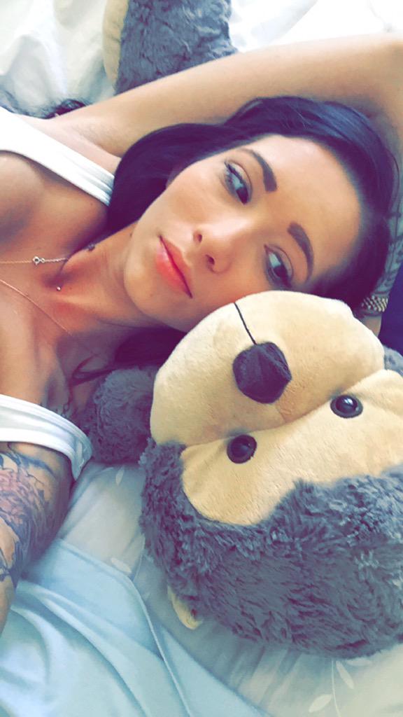 I'm a grown woman with a teddy..... http://t.co/jE9oXOCJdj