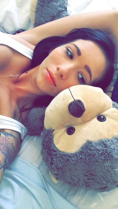 I'm a grown woman with a teddy..... http://t.co/jE9oXOCJdj<a href="/tag/camgirl"class="tags"><span>#camgirl</span></a><a href="/tag/camsoda"class="tags"><span>#camsoda</span></a><a href="/tag/callienicole"class="tags"><span>#callienicole</span></a>