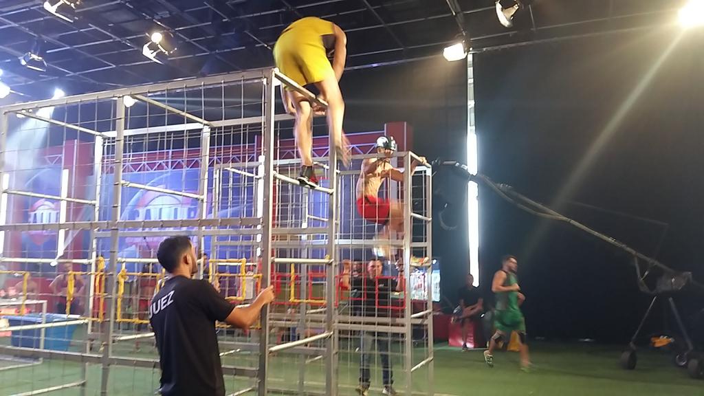 calle7panama's tweet photo. RT si vas por @AndresC7Pa o FAVORITO si vas por @yanc7pa http://t.co/d0lKNy66Uo