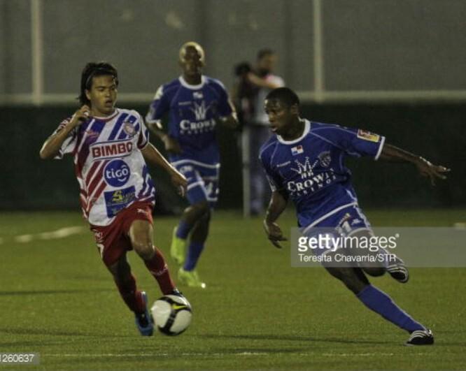 ArabeUnido_'s tweet photo. Armando Cooper vuelve al @ArabeUnido_ por lo que resta del torneo con todos los documentos, es oficial su regreso! http://t.co/Yh7dvyWkrn