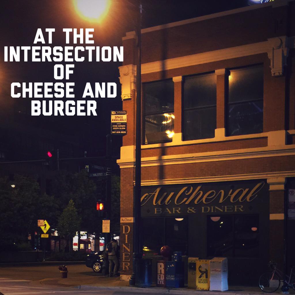 Beer and burgers. It's how the West (Loop) was won. #aucheval #hogsalt