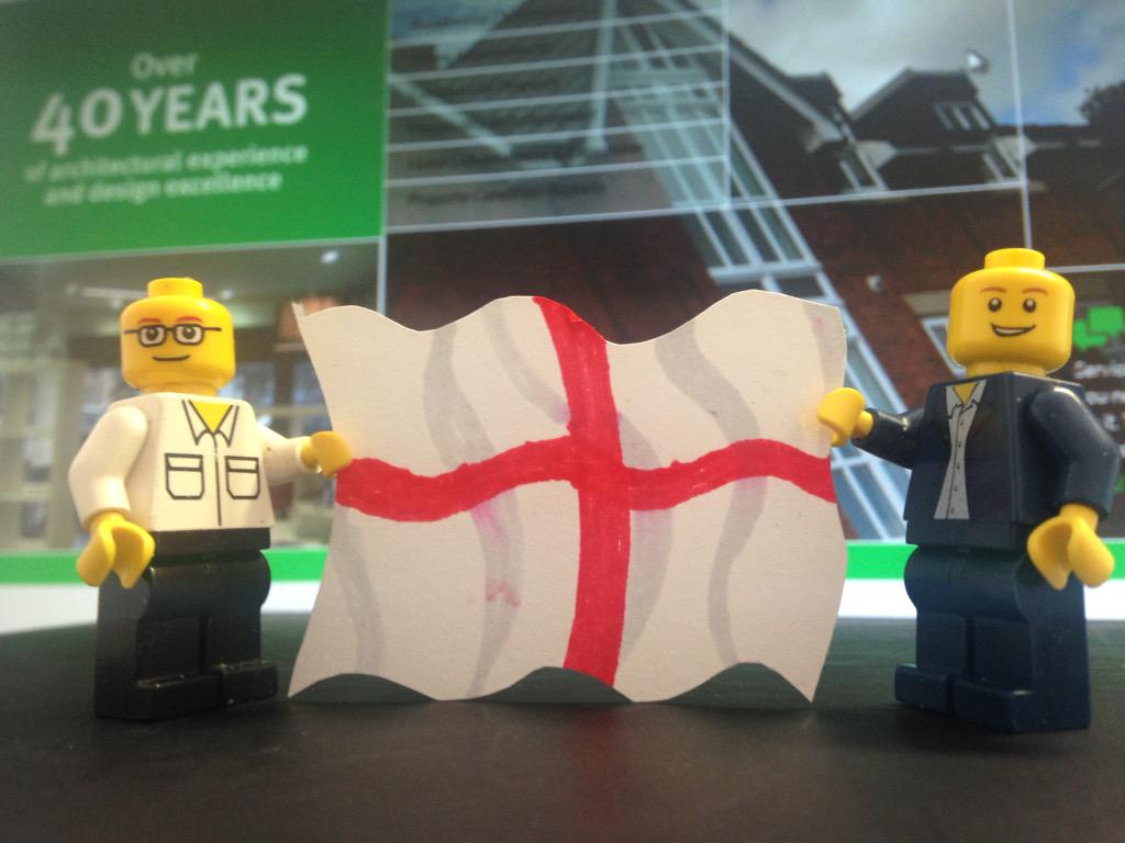 whittakerdesig1's tweet photo. Who is looking forward to the #rugby #comeonengland #getyourflagout http://t.co/AT0MJoxoF4