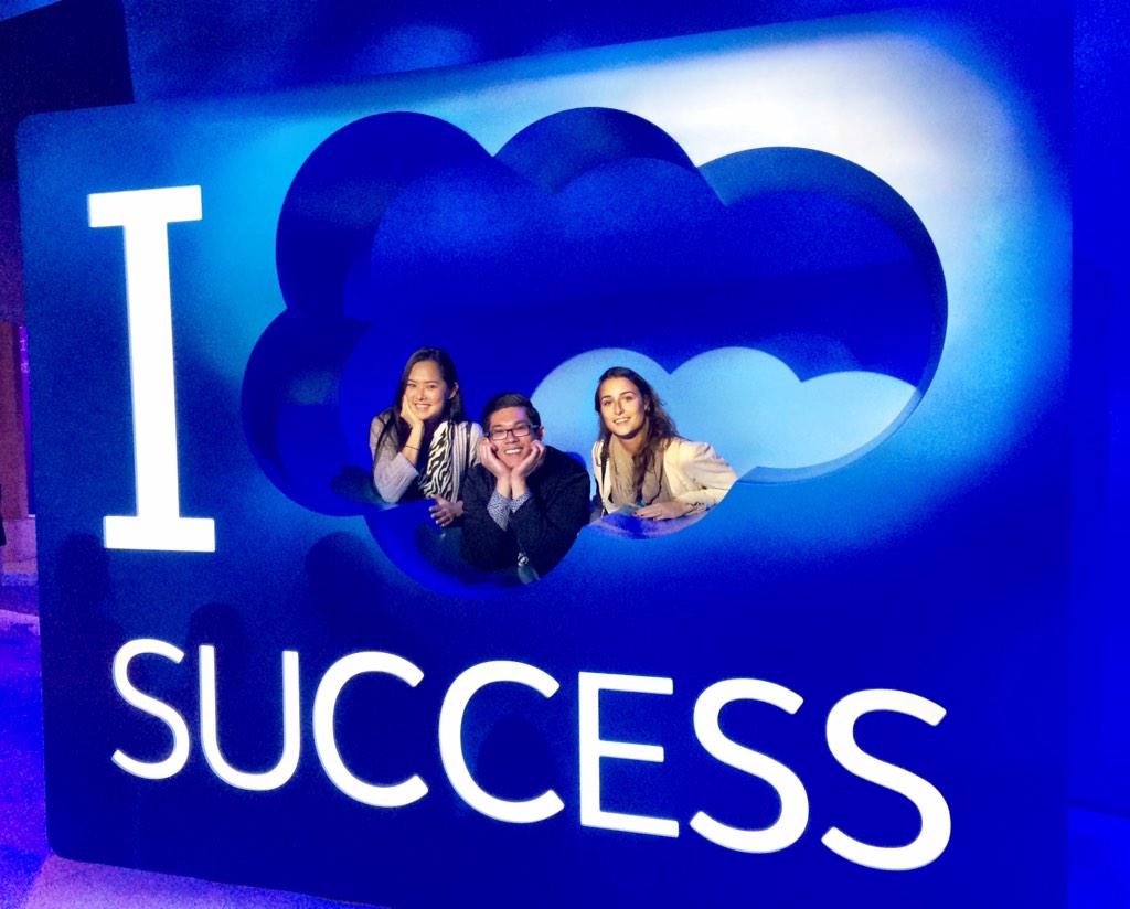 ChristineFish9's tweet photo. #SuccessDF15 http://t.co/xkAu12pj0i