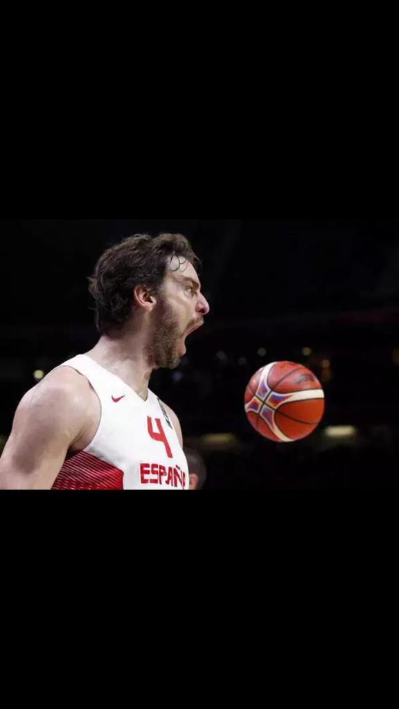 Ivanorti7's tweet photo. P-a-u G-a-s-o-l Enorme Crack.Vamoooos Es-pau-ňa @paugasol.Increible!!!!Que grande es esta seleccion. Viva espaňaaaaa http://t.co/lrGDPDubAz
