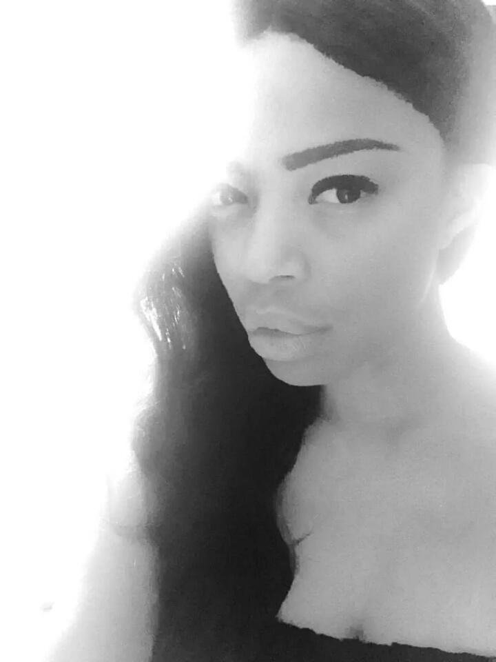 biggies_tellem's tweet photo. @MsJillMJones on #icedde Brandy Norwood Bible Barcardi Brandy. fron Raoe n you/#defjam2000 http://t.co/xZDjkTNzaf