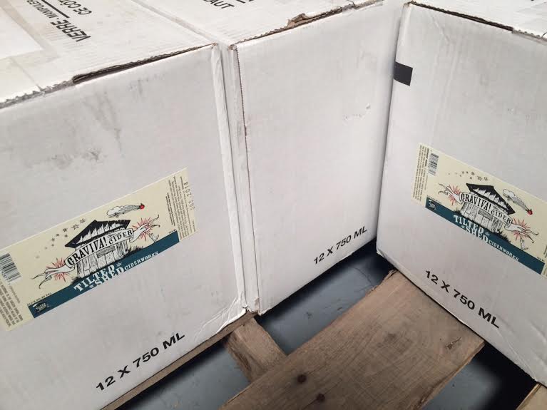 ciderfestLA's tweet photo. @tiltedshed and @HumboldtCiderCo just arrived for #LACiderFest! http://t.co/59HQYtWcmf