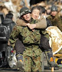 28SOBA's tweet photo. RT@MetalGodTokyo 自衛隊の方々をホルムズ海峡やら南スーダンやらで米軍の下請けやらせたら、災害救援は誰がやってくれんの？この人たちに殺し殺されをやらせて、PTSDを患わせて帰国させるの？戦争法案賛成の奴らはいい加減にしろ http://t.co/mz3xw9eOxH