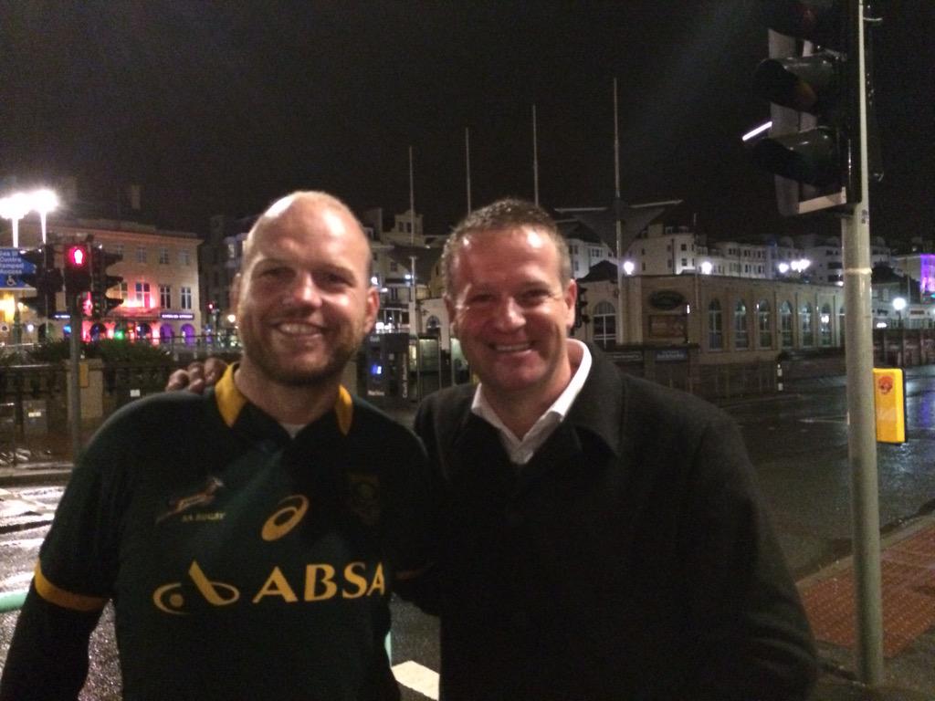 MattP555's tweet image. 27 months after leaving CPT alone on a bike and 75 countries later, @RonRutland has arrived in Brighton. Inspiration!