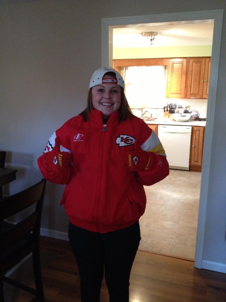 wordwizzardhill's tweet photo. Are yall ready for the Chiefs?! #swag #wordwizzardhill #tutucute  #pimpin #chiefs @hillarydrake @barney_brandon http://t.co/ojjKpMmEuq