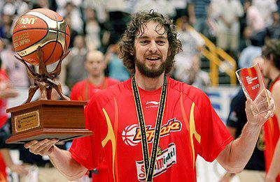 EMDLBarbas's tweet photo. Nuestra primera barba a destacar en este día es la de @paugasol . A por el ORO #EuroBasket2015 #Beards #Barba #EMDLB http://t.co/oNFWCndFsj