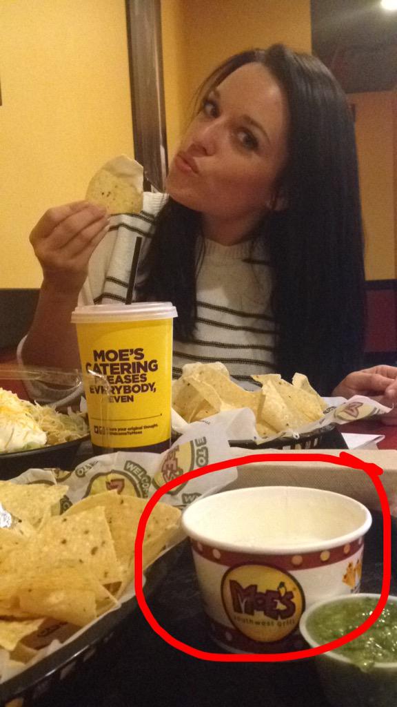 Hot date* tonight at <a href="/Moes_HQ/">Moe's Southwest Grill</a> 

*the queso, that is