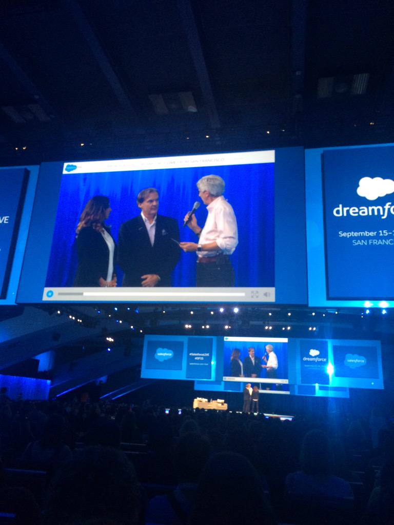 EntMktCTO's tweet photo. Great to see @petercoffee ,@kirkkrappe on stage at #DF15 talking about staying ahead of the curve using #innovation http://t.co/fDHVolU9nC