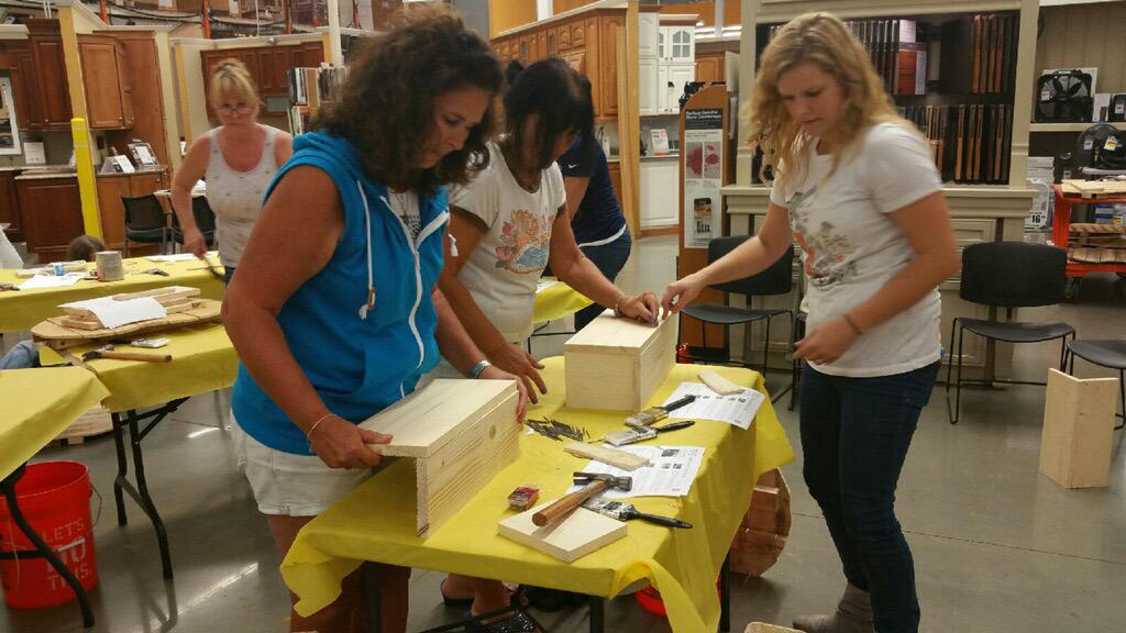 FFolberth's tweet photo. Another great #DIHerself workshop coordinated by Ashley and Jessie!! Ladies night at the Bristol Home Depot!! http://t.co/N63JS7LXf6