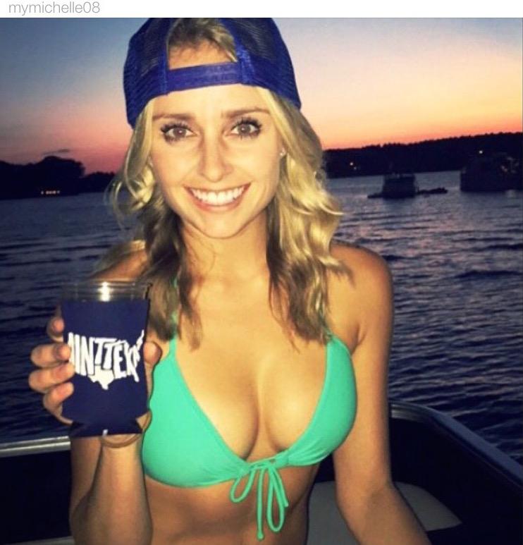 TexasHumor's tweet image. Fact: Texas women are the best.